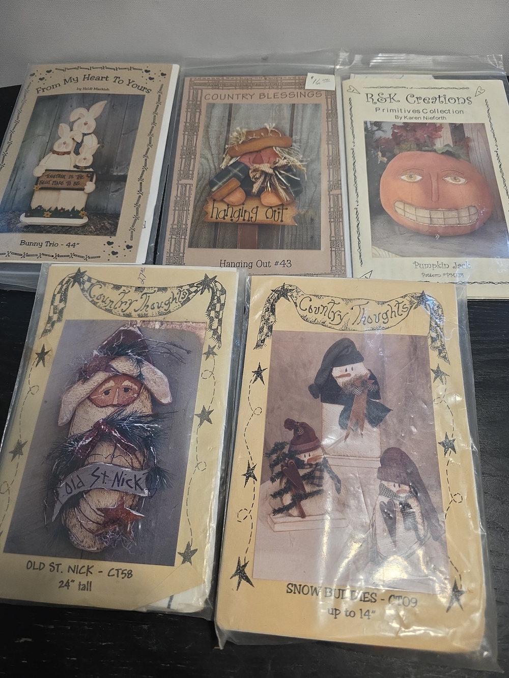 Vintage DIY 5 Patterns, Wood/fabric/painting,  Mixed Bag Of Holiday Patterns